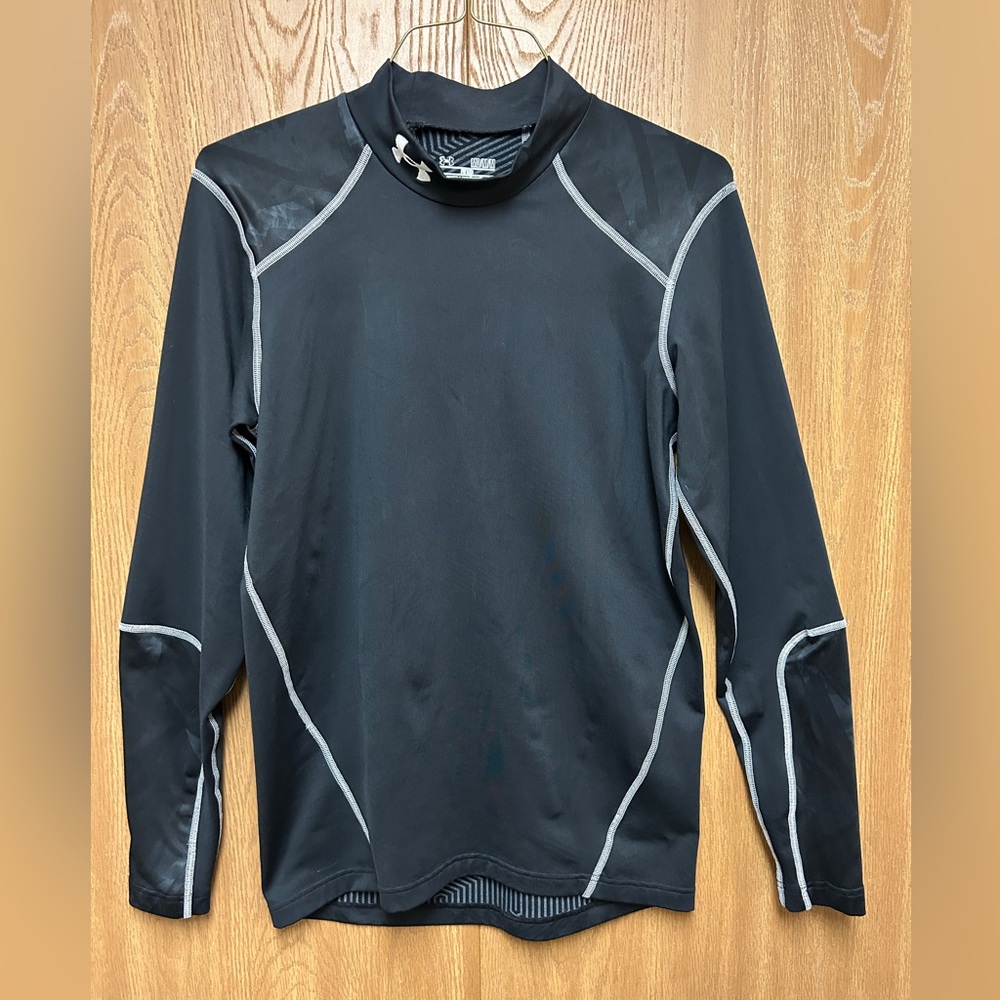 Men’s Under Armour ColdGear Infrared Black Turtleneck - “Fitted” Size Medium